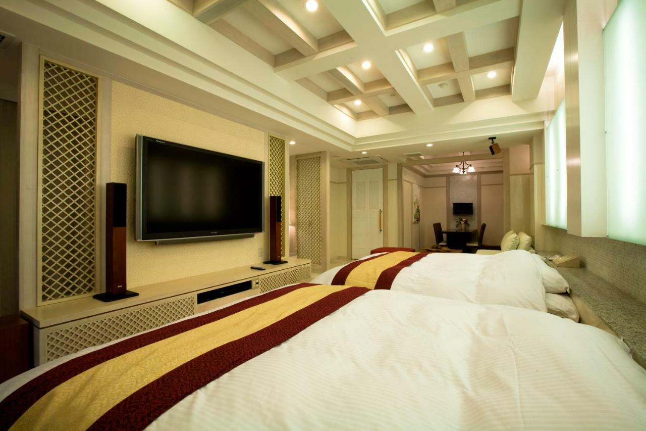 Hotel Bintang Pari Resort (Adults Only) Kobe Exterior photo