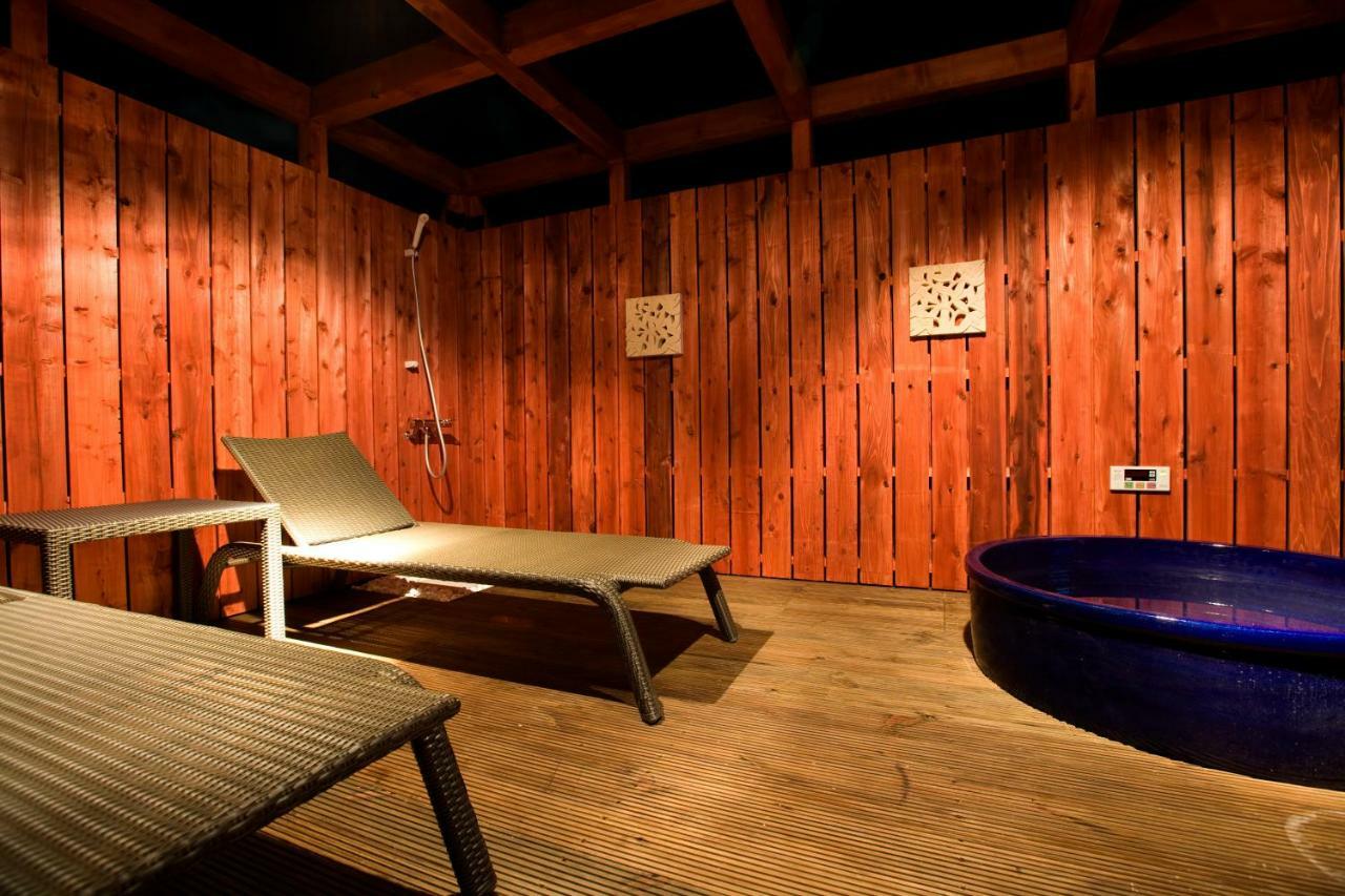 Hotel Bintang Pari Resort (Adults Only) Kobe Exterior photo