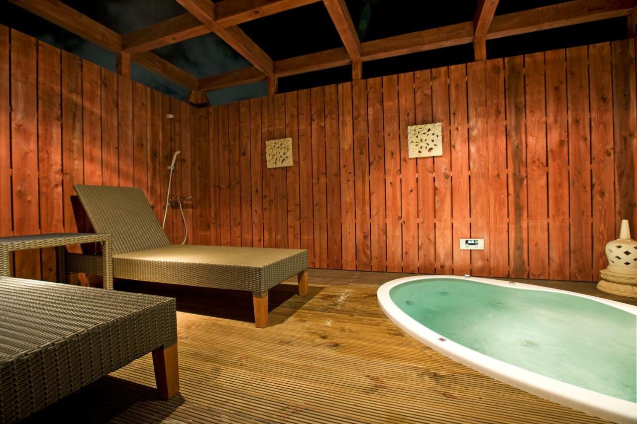 Hotel Bintang Pari Resort (Adults Only) Kobe Exterior photo